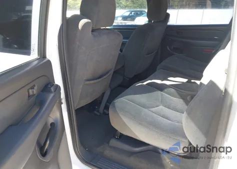 2005 Chevrolet Silverado 1500 Ls z USA, uszkodzony, nr VIN 2GCEC13T451334360